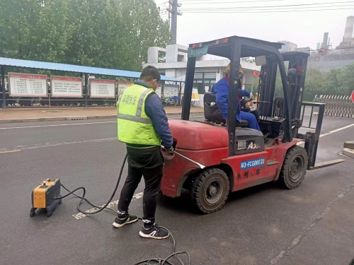 市生态环境局高青分局持续加强非道路移动机械检查抽测